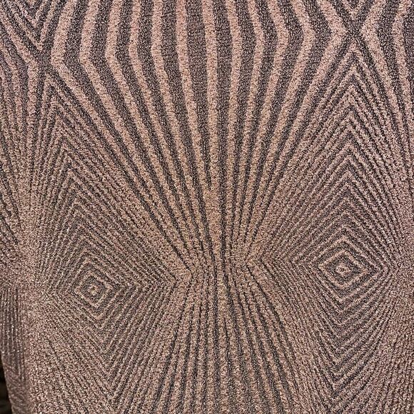 Tart Marena Metallic V-Neck Tank - Picture 4 of 6